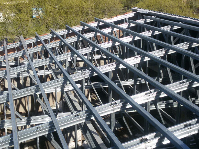 Строительство крыши из ЛСТК - вид сверху